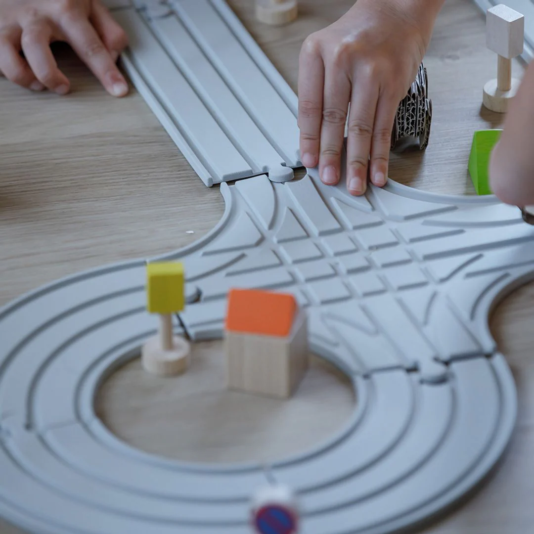 Rubber Road & Rail Set - Medium - Image 3