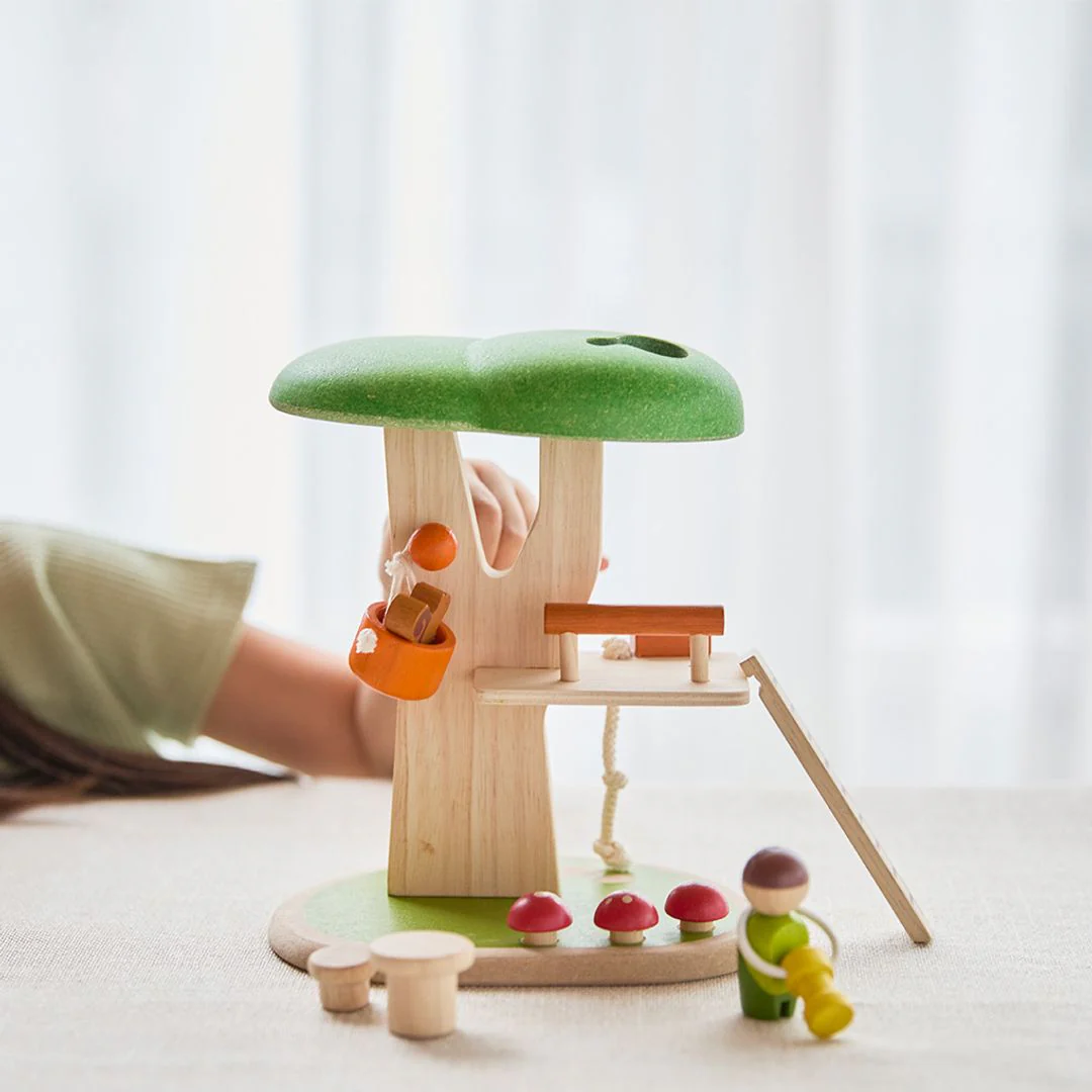 Tree House - Image 8